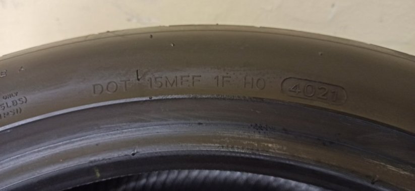 Hankook 245/45 R18 96W 5,5-6mm (Použité)