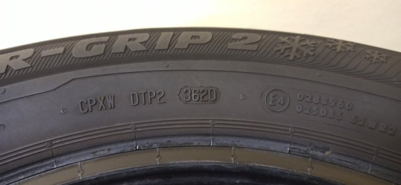 Semperit Master-Grip 2 205/60 R16 92H 6,5 - 7 mm (Použité)