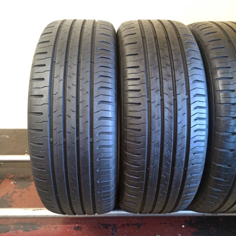 Continental 205/55 R16 3x91H 1x91V 4,5 - 6,5 mm (Použité)