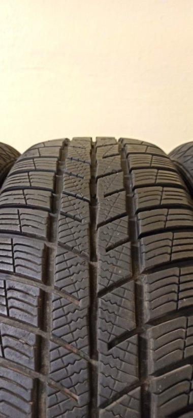 Barum Polaris 5 225/65 R17 106H 6,5 mm (Použité)