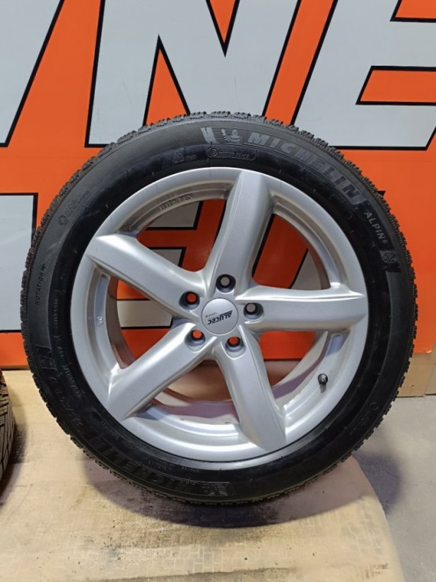 Alutec, 7,5x17'', 5x112, ET28 zimní pneu 225/50R17