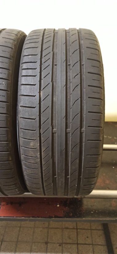 Continental ContiSportContact 225/35 R18 87W 3-4mm (Použité)