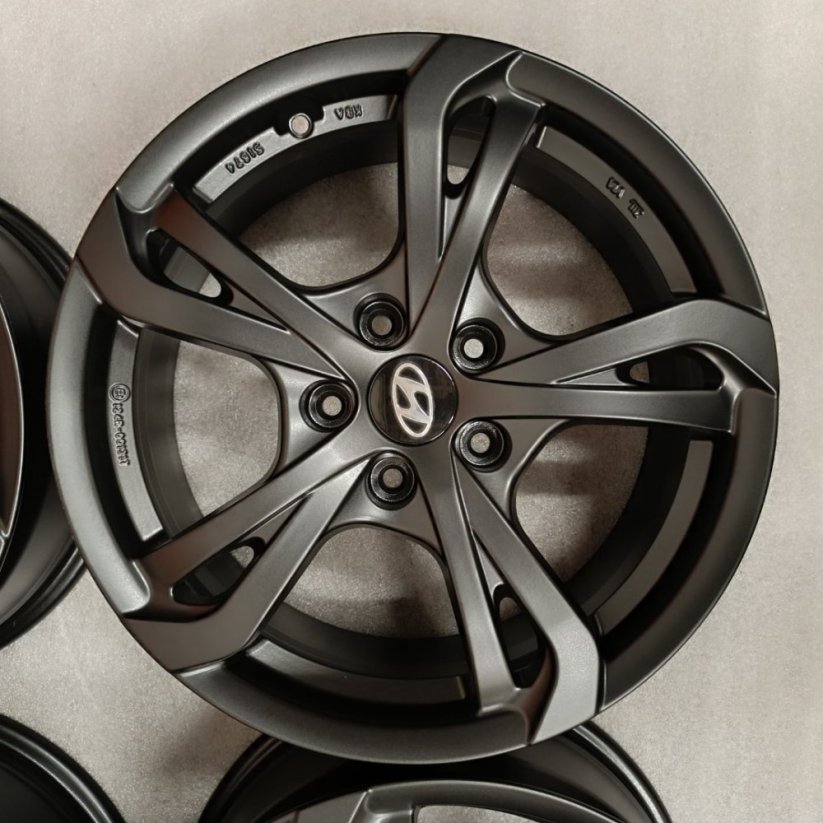 Originální alu kola Hyundai Santa Fe 7Jx17'' ET47