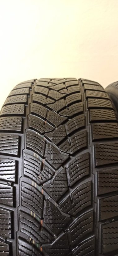 Dunlop 235/60 R18 2x6-6,5mm 2x5-5,5mm (Bazarové)