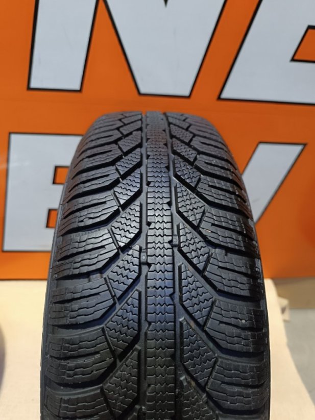 Kola pro Opel Corsa 6x15'' zimní pneu + poklice