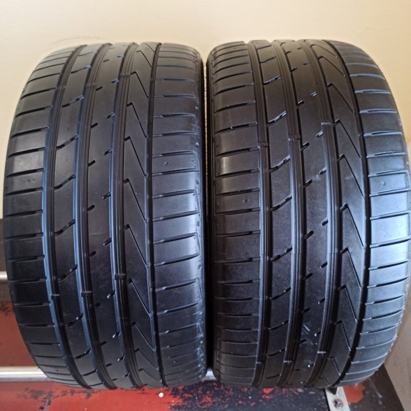 Hankook 265/35 R19 98Y 5mm (Bazarové)
