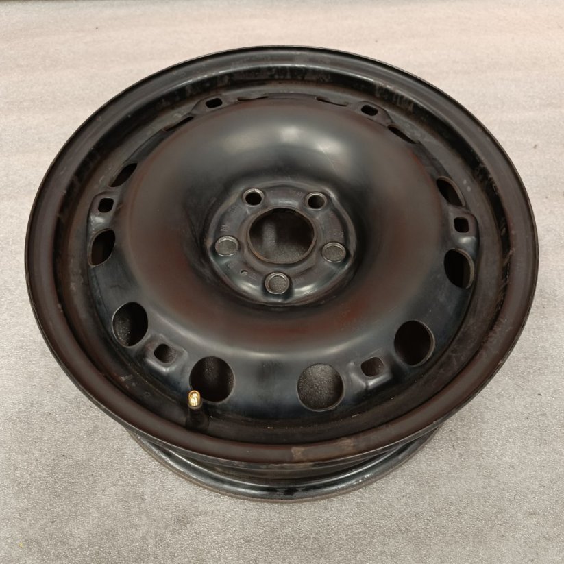 Ocelový disk Škoda Fabia 6Jx15'' , 5x100 , ET38 1kus (Bazarové)