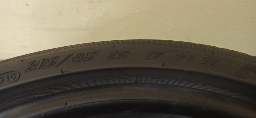 Michelin Pilot Sport 3 215/45 R17 91W 6,5 mm (Bazarové)