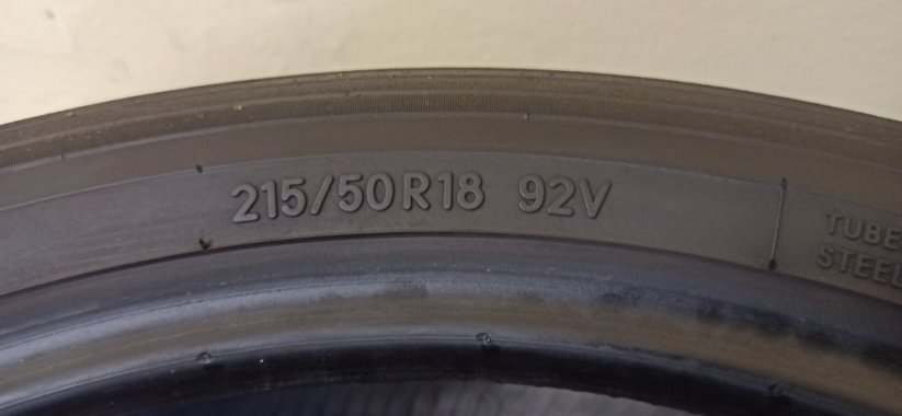 Toyo Proxes R40 215/50 R18 92V 5,5 mm (Použité)