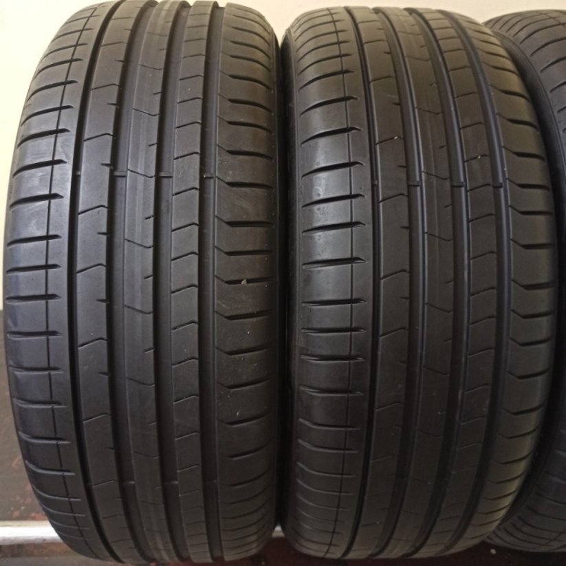 Pirelli P Zero 245/45 R20 103V 6 mm (Bazarové)