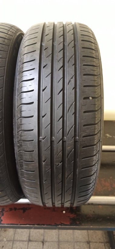 Nexen 205/60 R15 91V 1x5,5-6,5mm 1x5,5mm (Bazarové)