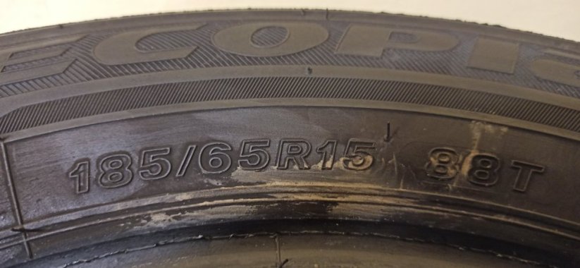 Bridgestone Ecopia EP25 185/65 R15 88T 5,5-6,5 mm (Použité)