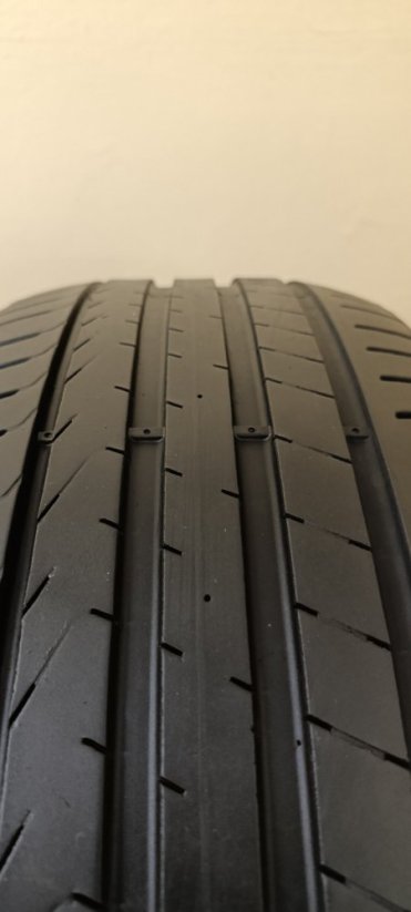 Pirelli Cinturato P7 215/55 R17 94V 4,5 mm (Použité)