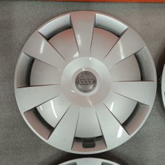 Poklice Audi A3, A4 16" (bazarové)