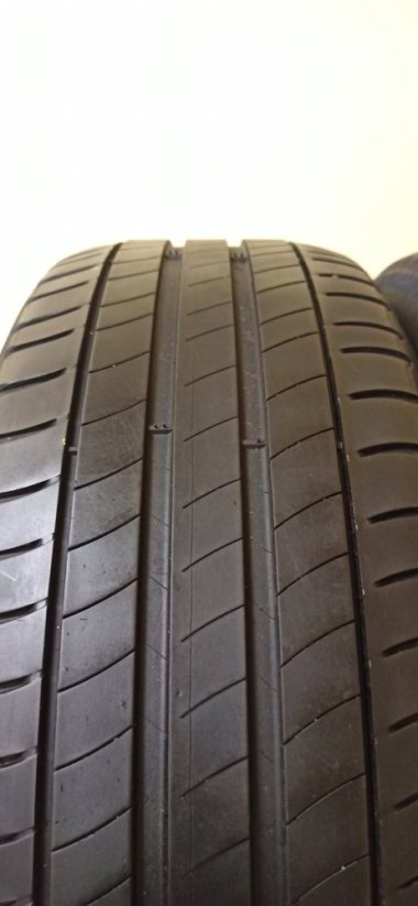 Michelin 205/55 R17 91W 4,5mm (Bazarové)