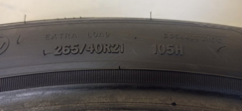 Goodyear Eagle F1 Asymetric5 265/40R21 105H 2x5,5-5mm (Bazarové)
