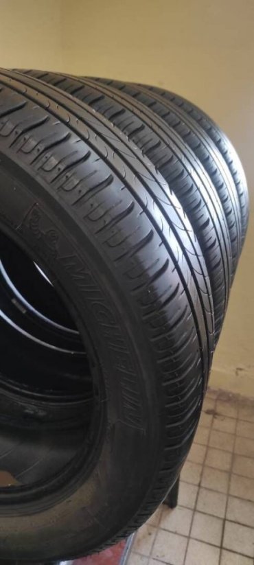 Letní pneu Michelin 195/55/16 5+mm (Použité)