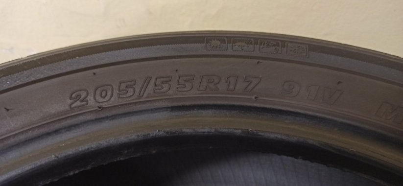 Kumho Solus 205/55 R17 91V 5,5mm (Bazarové)