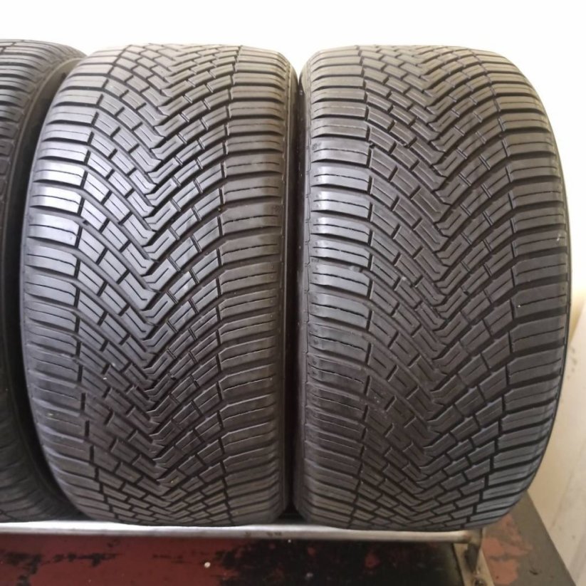 Continental 225/45 R18 + 255/40 R18 dvourozměrné (Bazarové)