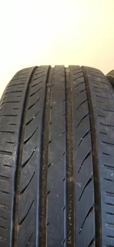 Toyo Proxes R40 215/50 R18 92V 5,5 mm (Použité)