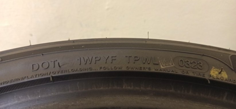 Davanti Protoura Sport (XL) 255/35 R19 96Y 7 mm (Bazarové)