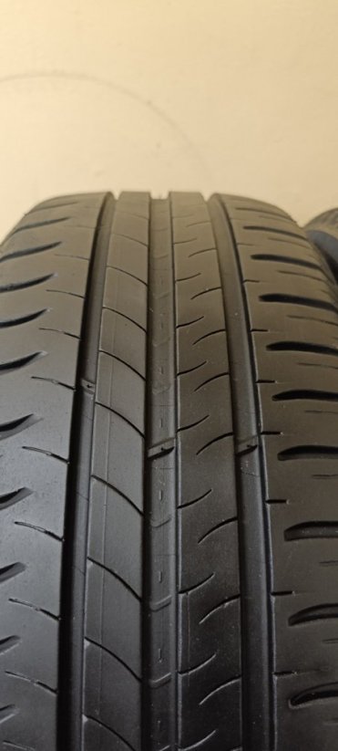 Michelin Energy Saver 195/55 R15 85V 5,5 mm (Použité)