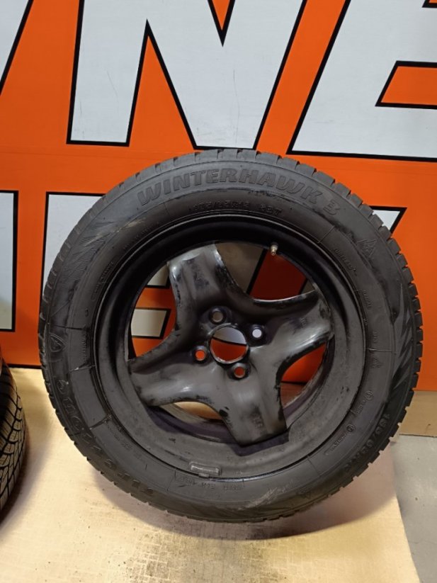 Zimní sada pro Opel Corsa 6x15'' ET39 , 185/65/15
