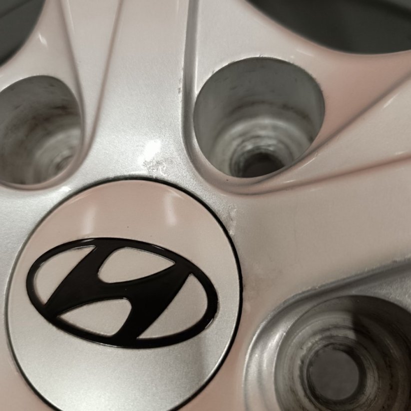 Originální alu kola na Hyundai 6,5Jx16'' , ET45