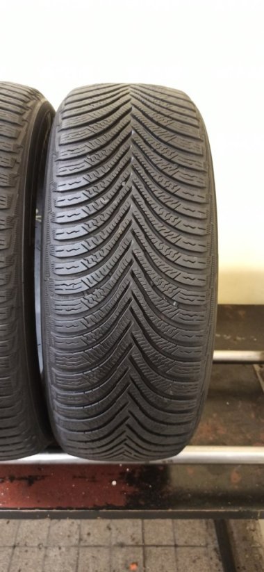 Michelin Alpin 5 215/60 R16 99H 5 - 6 mm (Bazarové)