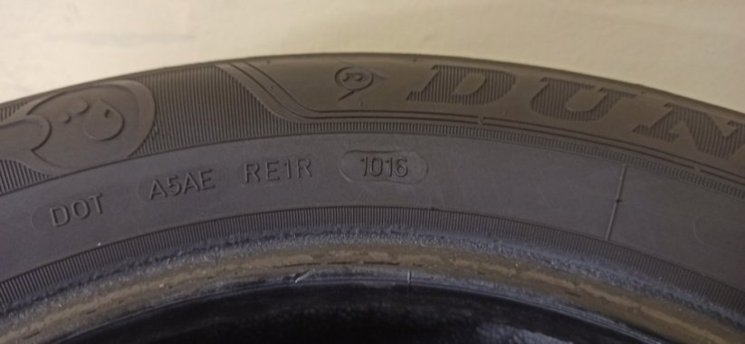 Dunlop Street Response 2 195/65 R15 95T 4,5 - 5 mm (Bazarové)