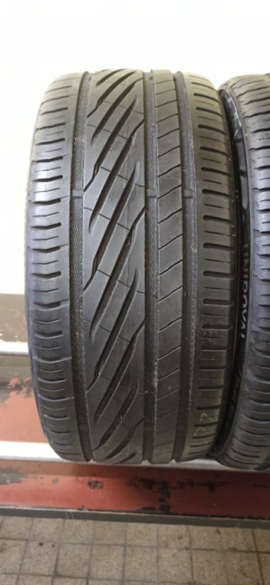 Uniroyal RainSport 5 245/35 R19 93Y 5 - 6 mm (Bazarové)