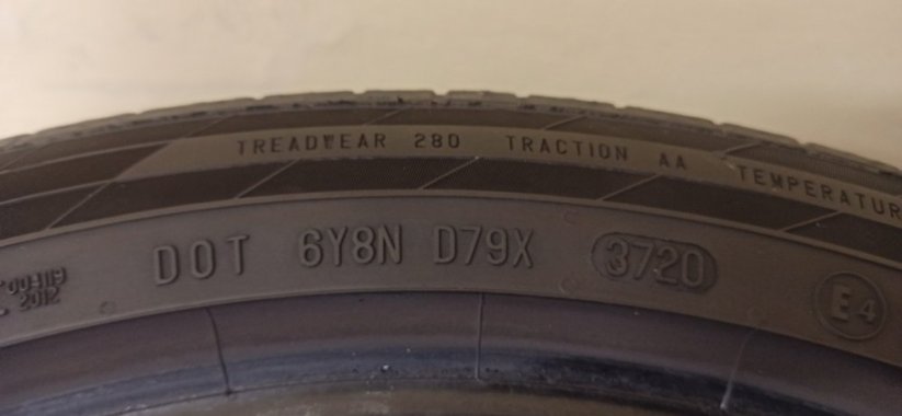 Continental Sport Contact 5 245/40 R18 93Y 4,5 mm (Použité)
