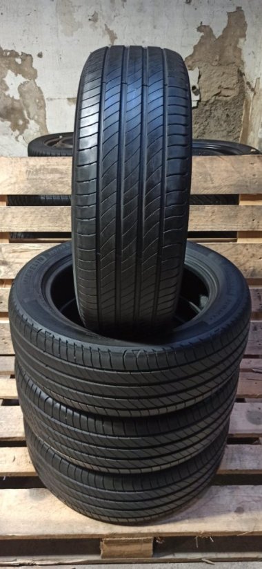 Michelin 205/55 R17 91V 2x5mm 2x4mm (Použité)