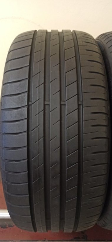 Goodyear Efficient Grip 215/45 R17 91W 5 mm (Použité)