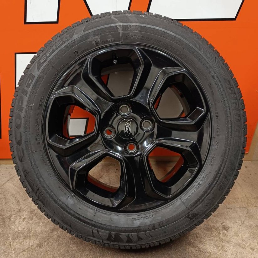 Originál kola Ford Ecosport +letní pneu 205/60 R16
