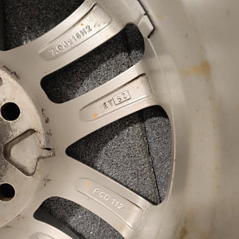Alu kola OXXO 7Jx16 , 5x112 , ET52