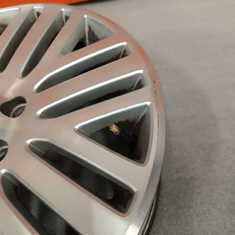 Alu kola Ford Mondeo 7,5Jx17'', 5x108 , ET55