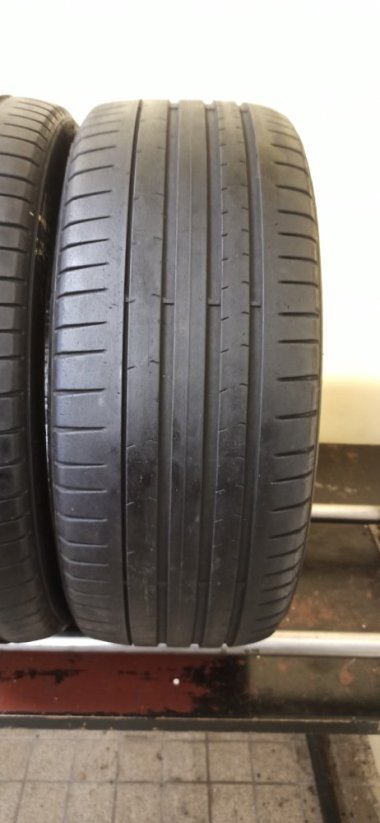 Pirelli P Zero Seal Inside 245/35 R20 95Y 3,5-4mm (Použité)