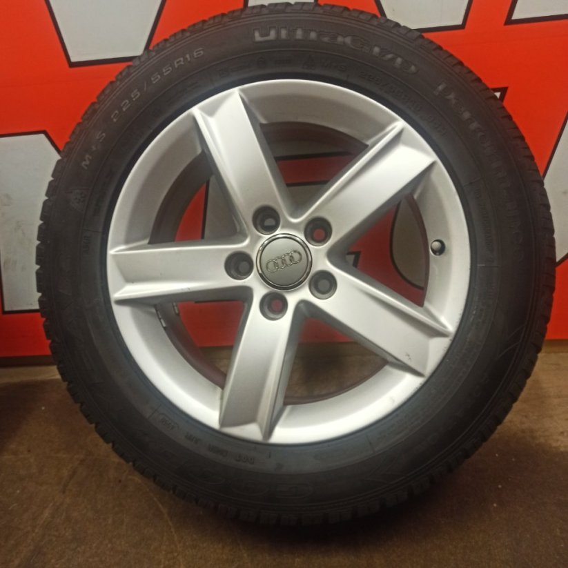 ALU kola Audi A4, 5x112 ET46 zimní pneu 225/55 R16