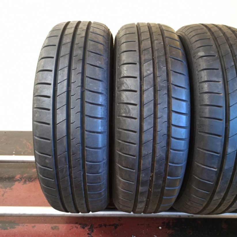 Falken Sincera SN110 195/65 R15 91H 6,5 mm (Bazarové)