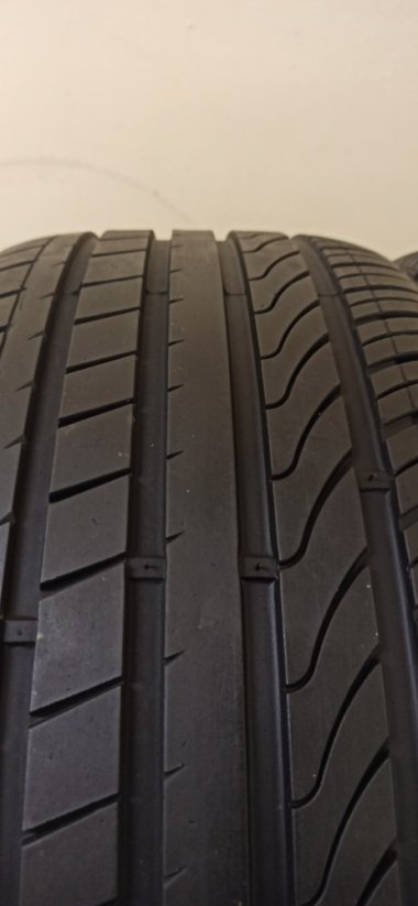Atlas SportGreen 2 225/35 R19 88W 5 - 5,5 mm (Použité)