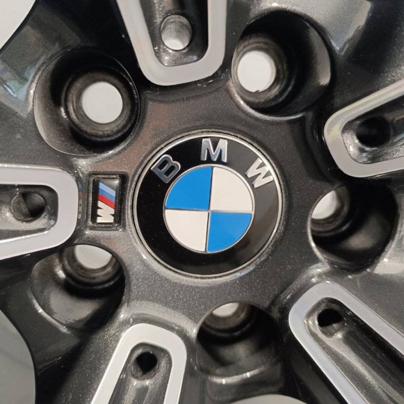 Alu kola BMW M5 (F90) dvourozměr 9,5'' + 10,5x19''