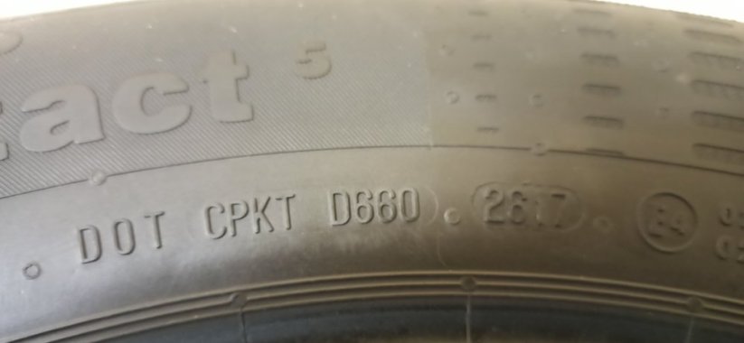 Continental Conti Eco 215/60 R17 96H 4 - 5 mm (Použité)