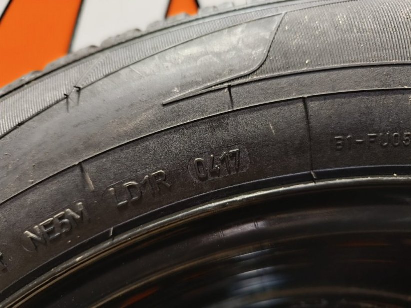 Zimní kola VW Passat ET44 , 215/60 R16 TOP SADA