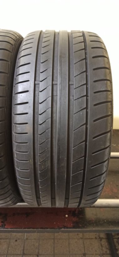 Dunlop 245/40 R17 91W 4,5-5,5mm (Použité)