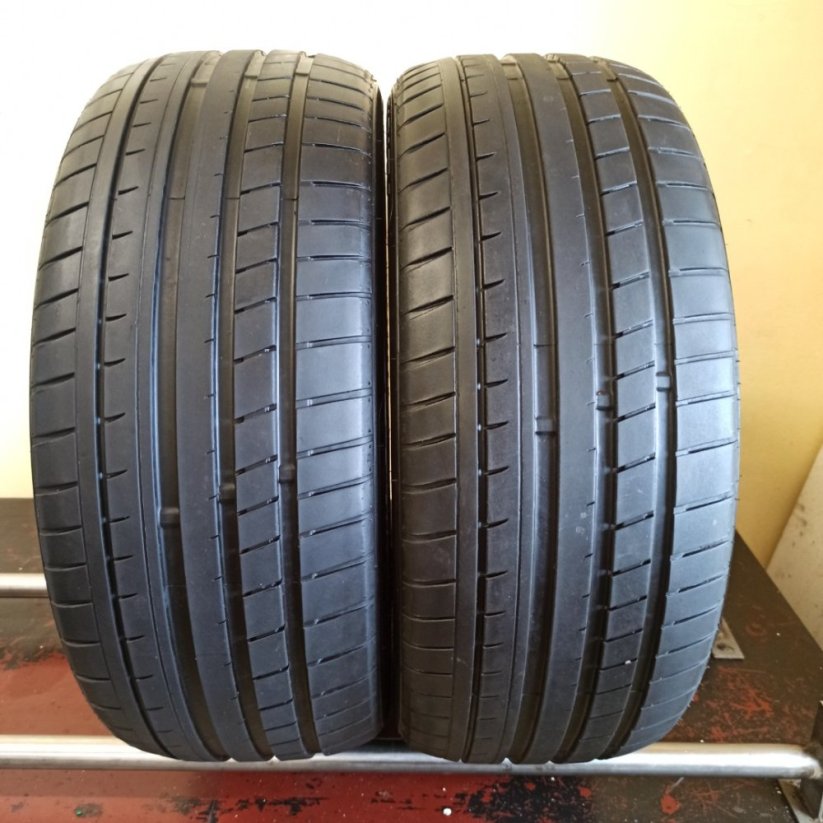 Infinity 245/45 R19 102W 5mm (Bazarové)