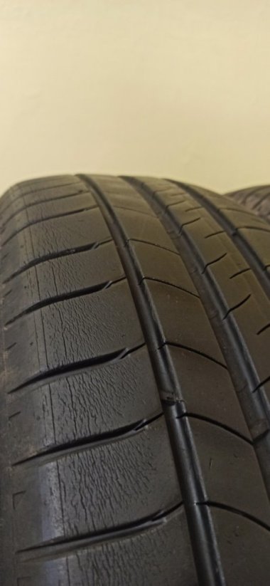 Michelin Energy Saver 185/65 R15 88T 5 m (Bazarové)