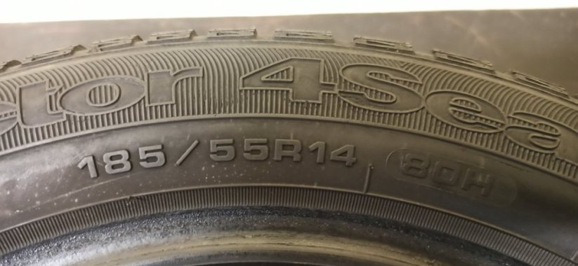 Goodyear Vector 4Seasons 185/55 R14 80H 6,5 - 7 mm (Bazarové)
