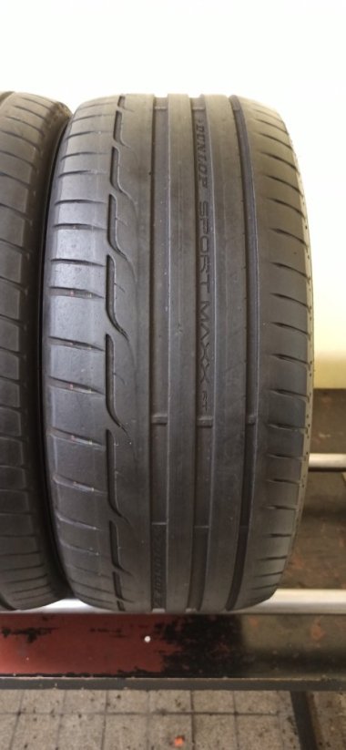 Dunlop Sport 225/45 R17 91W 3 - 4 mm (Bazarové)