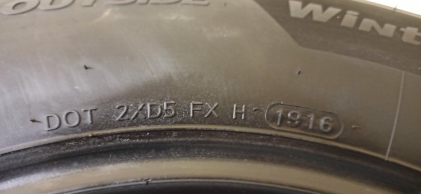 Hankook Winter icept SUV 245/65 R17 111H 5,5-6mm (Bazarové)